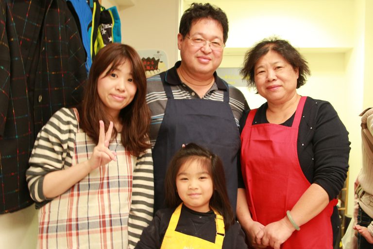 自分で打ったのが、やっぱり最高！ 手打ちうどん作り体験教室 2016年11月 20161127-9.jpg – イリコスキー製麺所