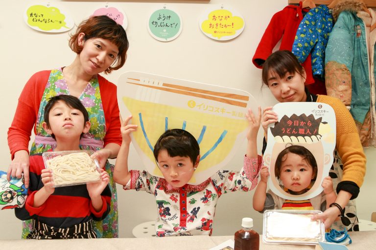 インドネシア&オーストラリアからのお客さま 手打ちうどん作り体験教室 2016年12月 20161220-1.jpg – イリコスキー製麺所