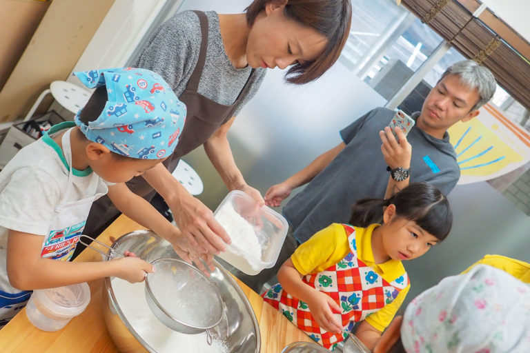 ずいぶん秋っぽくなりました 手打ちうどん作り体験教室 2018年9月 20180922-2.jpg – イリコスキー製麺所