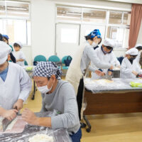 すばらしい力加減 出張手打ちうどん作り体験 2021年12月13日 20211211-9.jpg – イリコスキー製麺所