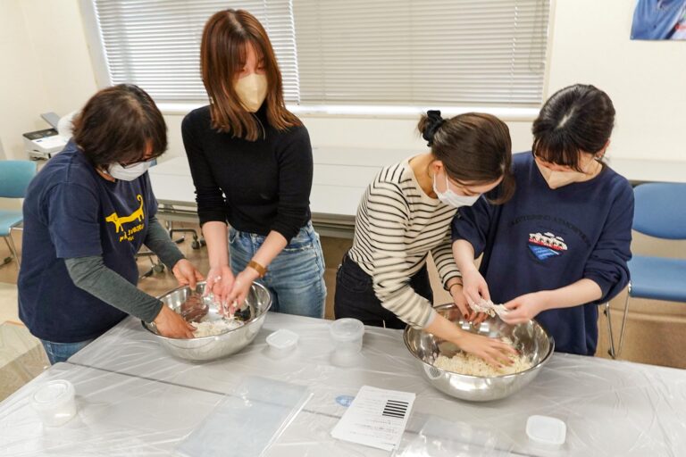 大阪市立豊里小学校PTA様＠大阪市東淀川区 出張手打ちうどん作り体験 2022年7月7日 A7C09501.jpg – イリコスキー製麺所